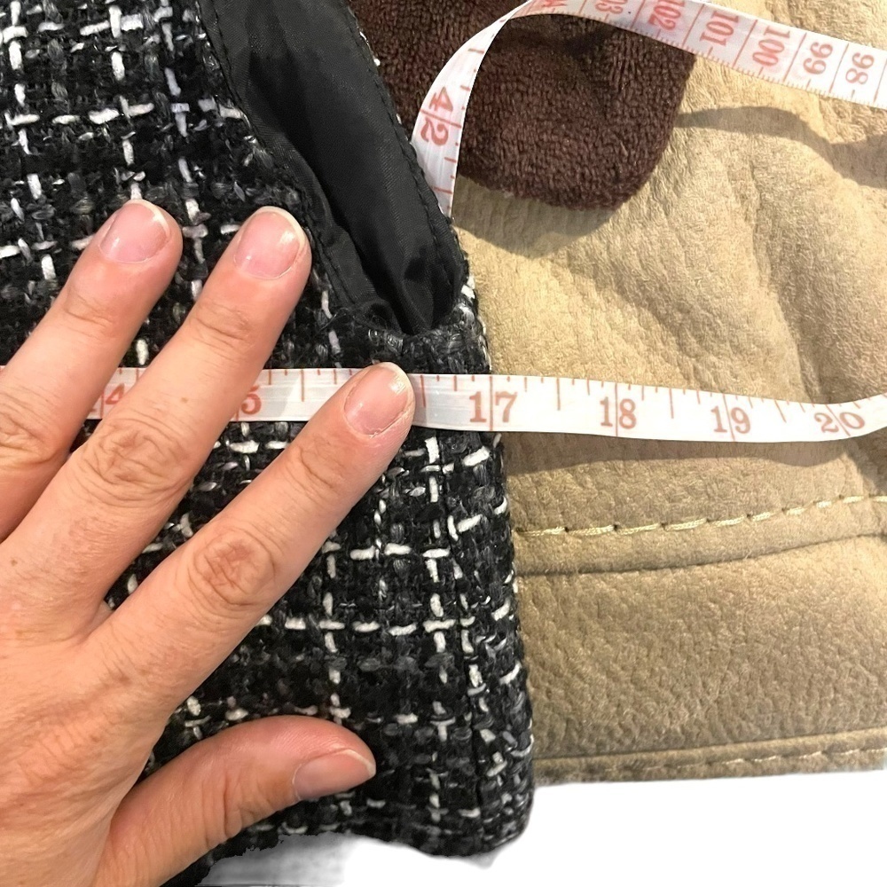 BOUCLE Dress 🤍 - Picture 10 of 10